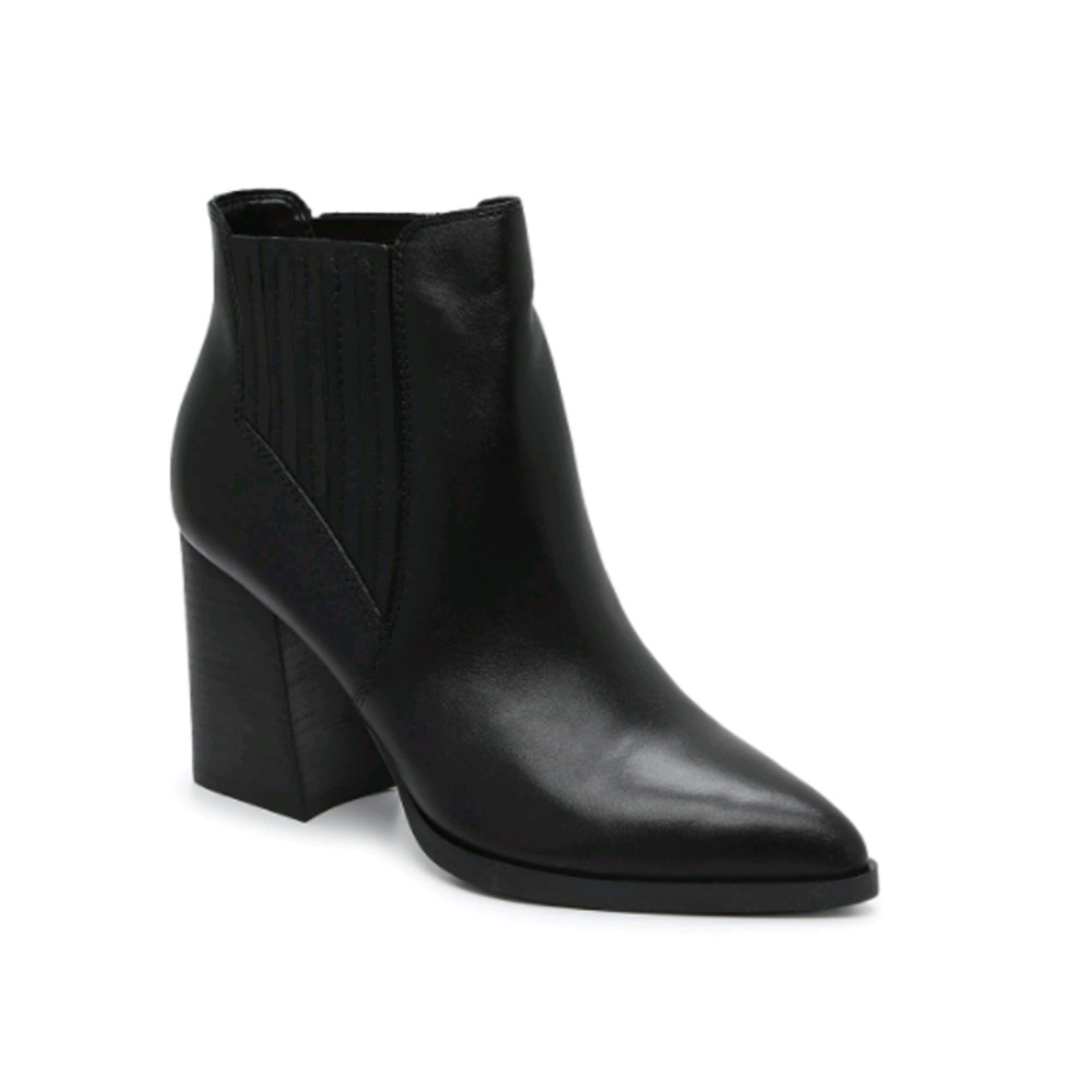 Marc Fisher Black Eilise Bootie 6